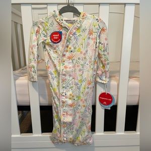 Magnetic Me Poet’s Meadow Modal Magnetic Gown and Hat